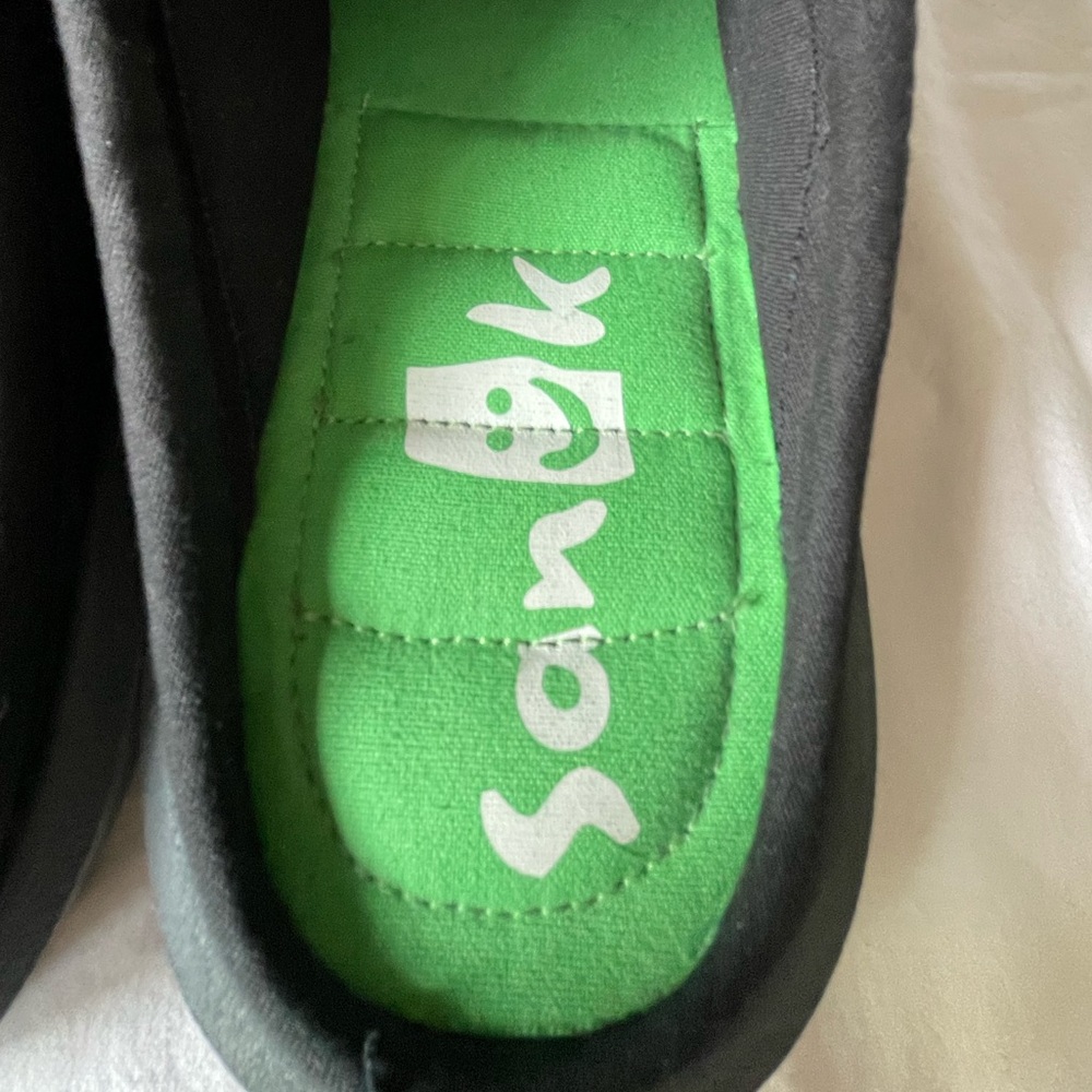 Sanuk Men's Puff N’ Chill Black Quilted Puffer Mule Slip-On - Picture 7 of 9